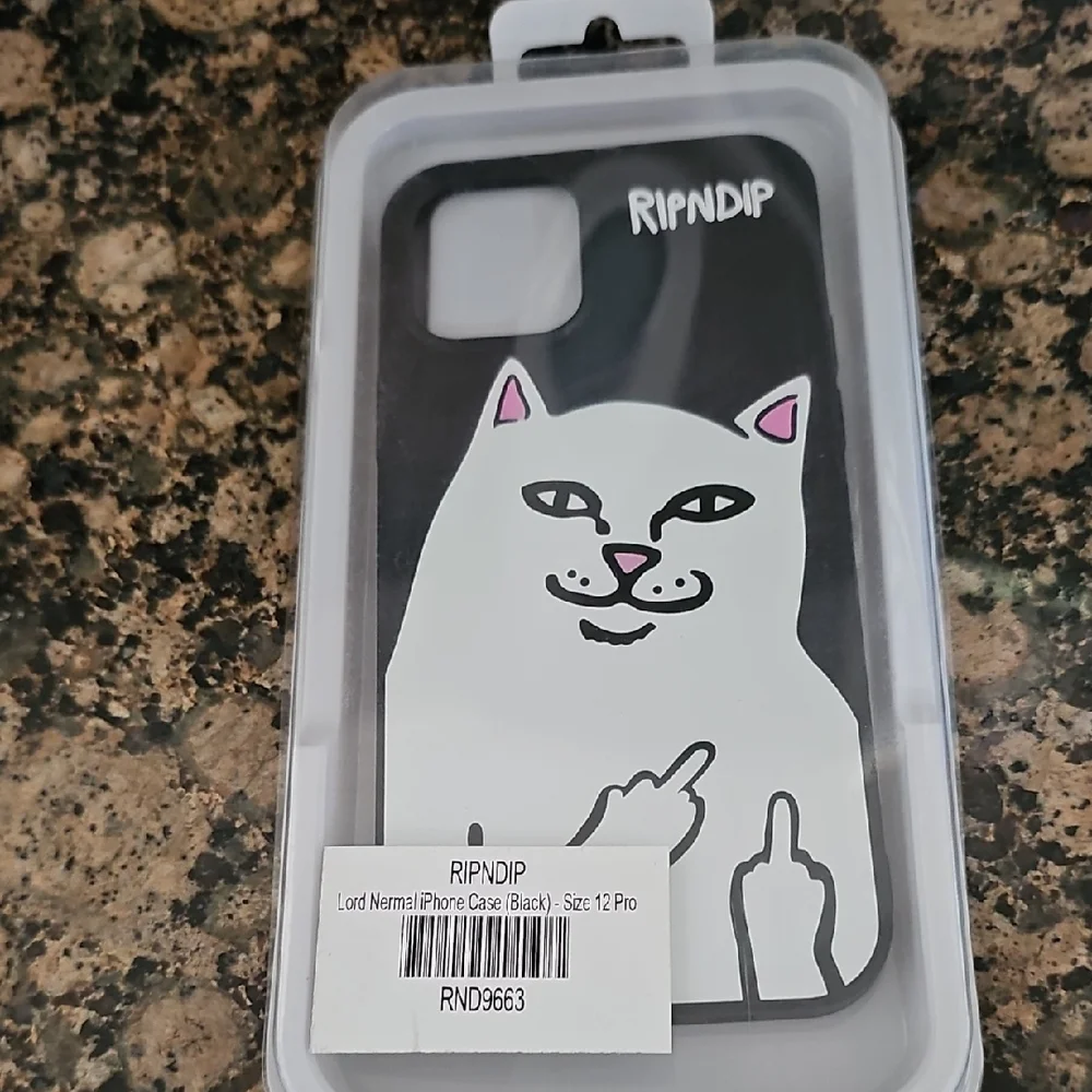Ripndip Black and White Cat Cover for Smartphones